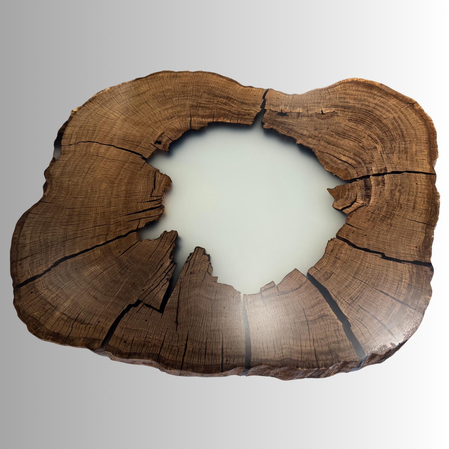 Table en bois massif avec résine époxy