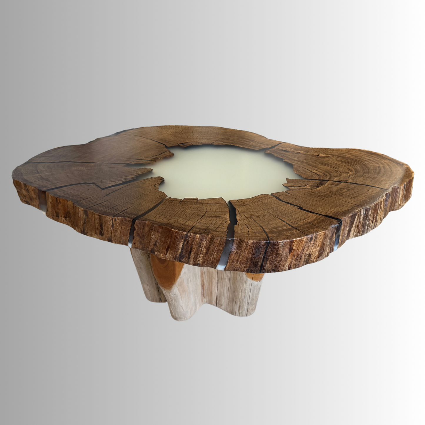 Table en bois massif avec résine époxy